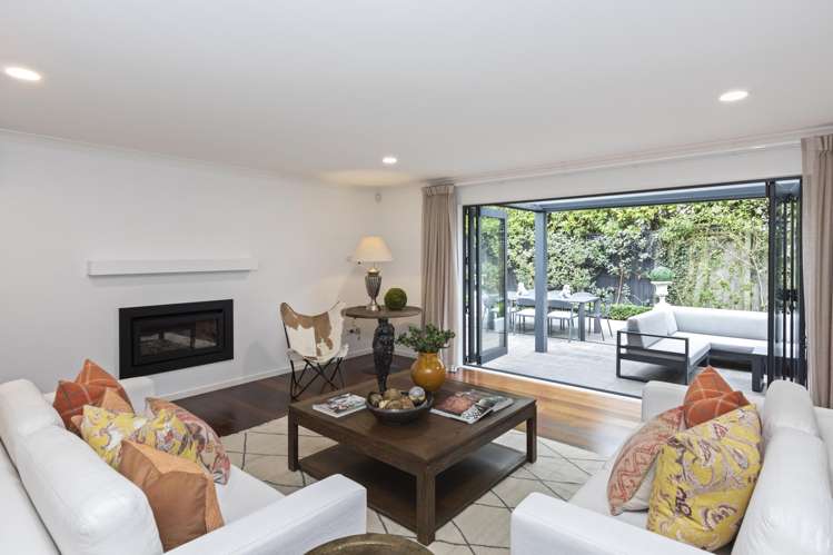 7b Rossall Street Merivale_2