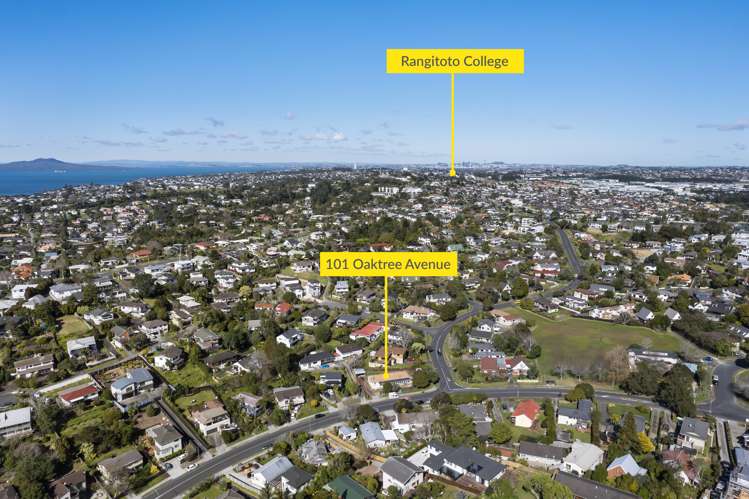 101 Oaktree Avenue Browns Bay_30