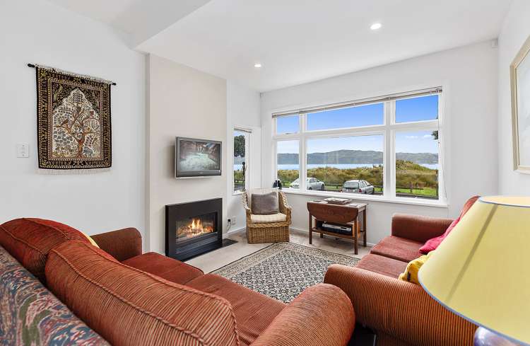 213 Marine Parade Seatoun_2
