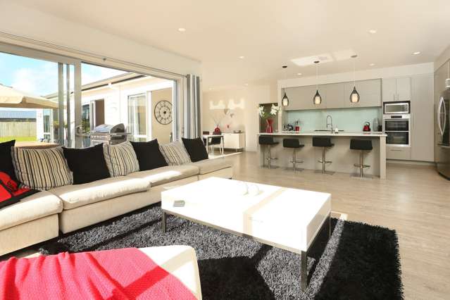 122 Pohutukawa Parade Riverhead_1