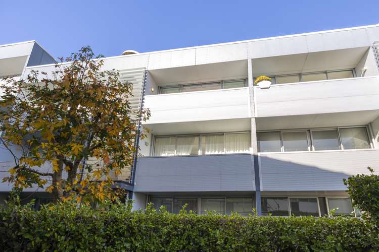 3b/6 Fisher-Point Drive Auckland Central_16