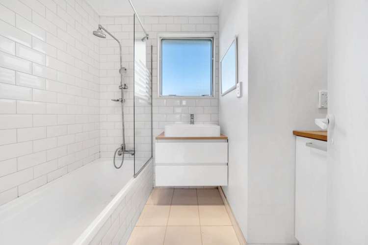 48 Childers Road Ranui_10