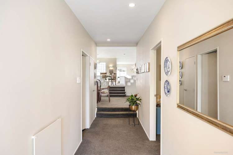 2/10 Dunn Place Farm Cove_7