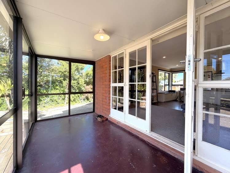 16 George Street Rolleston_17
