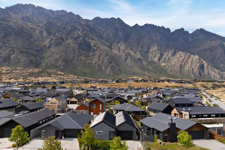 27 Bale Road Queenstown_21