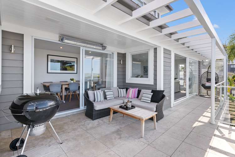 9 Calder Place Wai O Taiki Bay_17