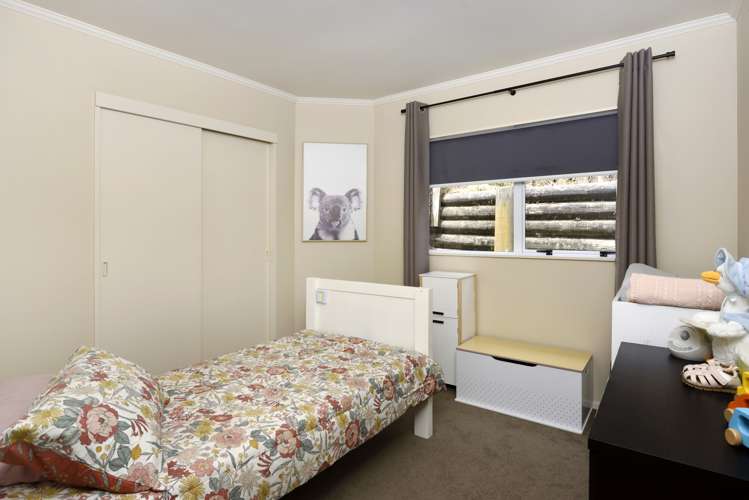 2/413a Suffolk Road Stoke_13