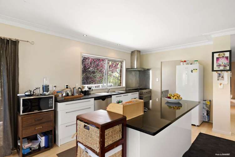 323 Beach Road Campbells Bay_6