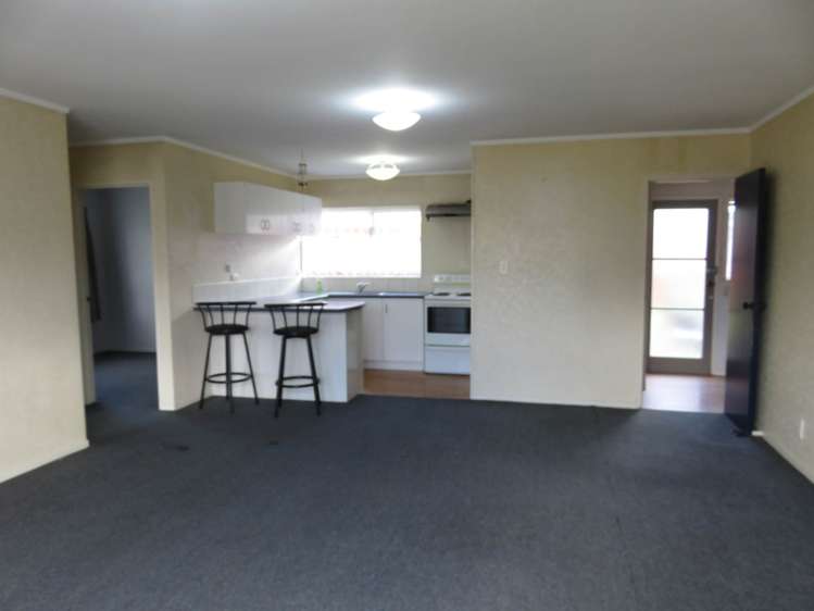 39b Sikkim Crescent Clover Park_1