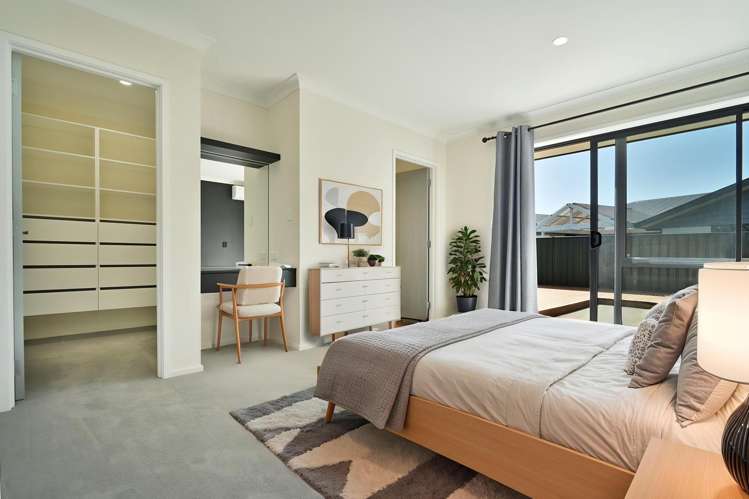 22 Read Crescent Clive_6