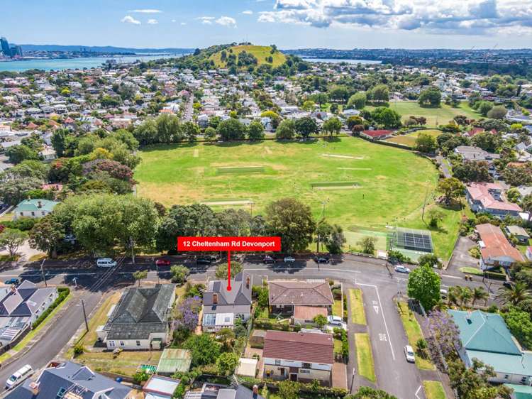 12 Cheltenham Road Devonport_37
