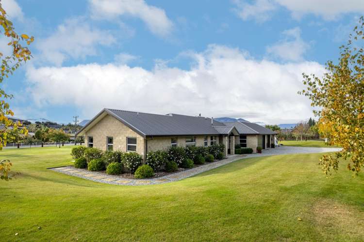 8 Hidden Hills Drive Wanaka_42