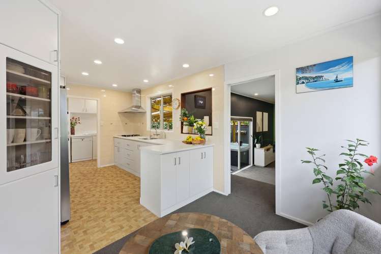 16 Judkins Crescent Cockle Bay_13