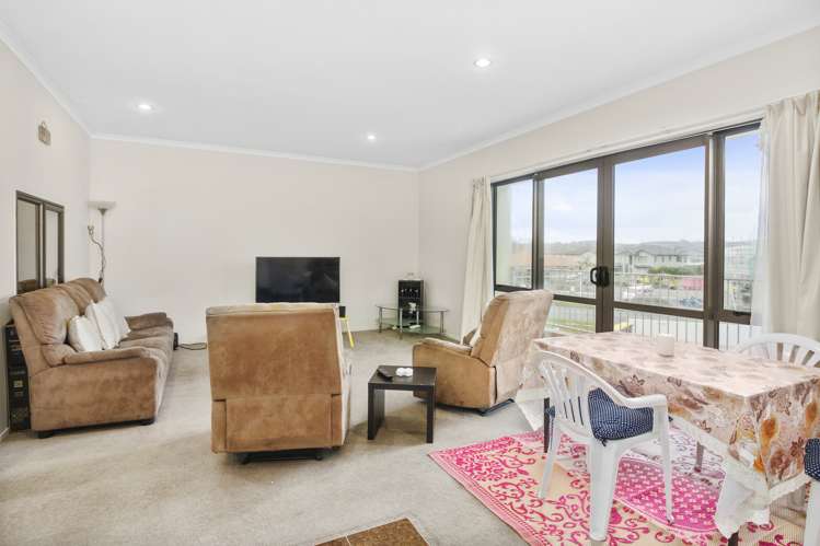 211/132 Stancombe Road Flat Bush_3