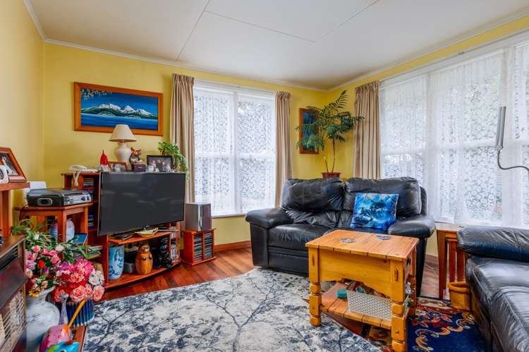 43 Exeter Crescent Takaro_5