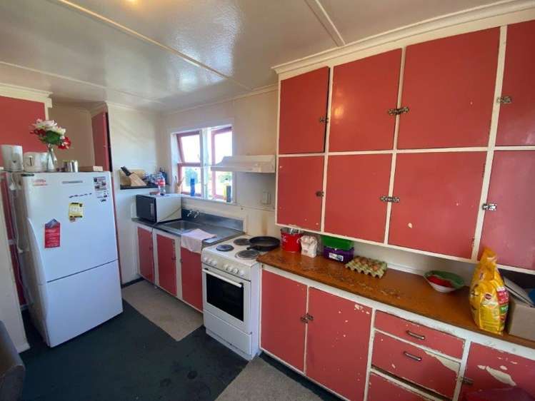 6 Acourt Street Hawera_1