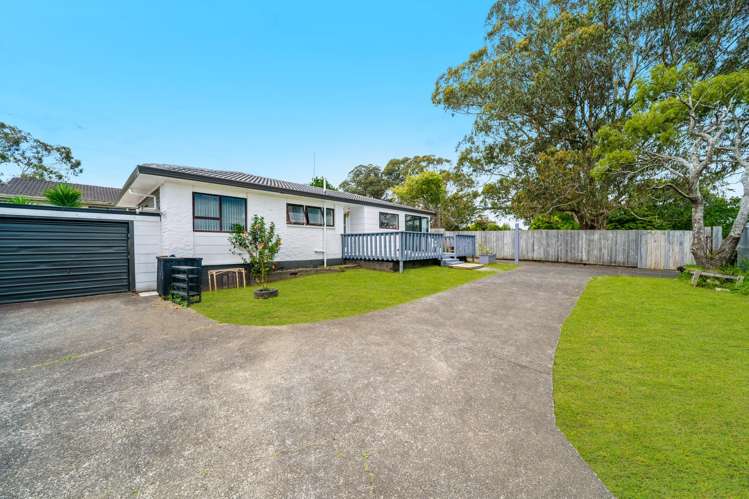 1/18 Frobisher Way Clendon Park_1