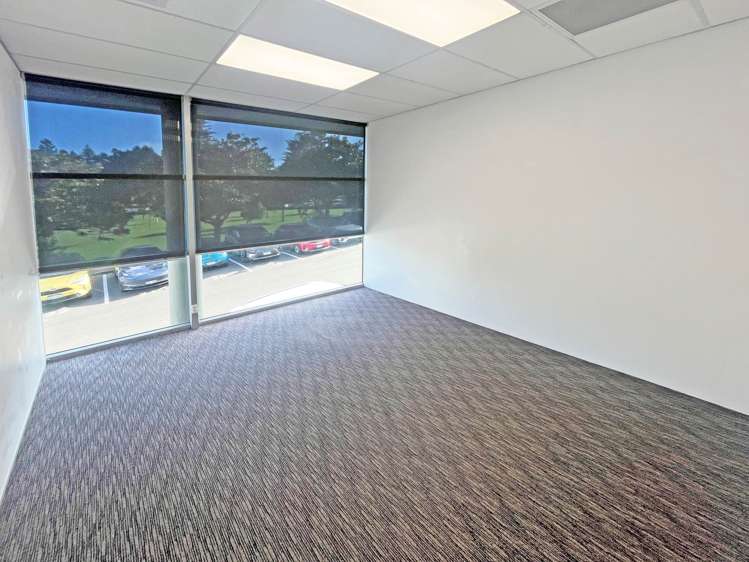 Building 1/15 Accent Drive East Tamaki_6