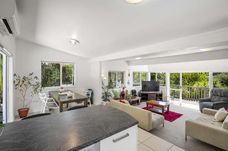 186 Ocean View Road Oneroa_8