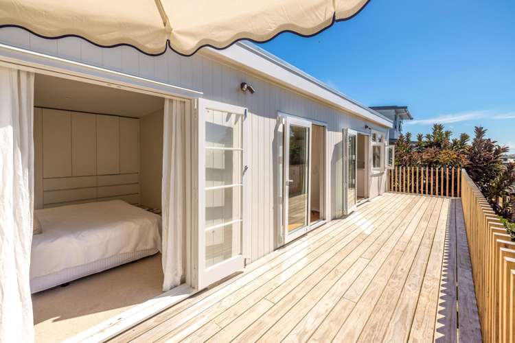 31 Victoria Road South Onetangi_11