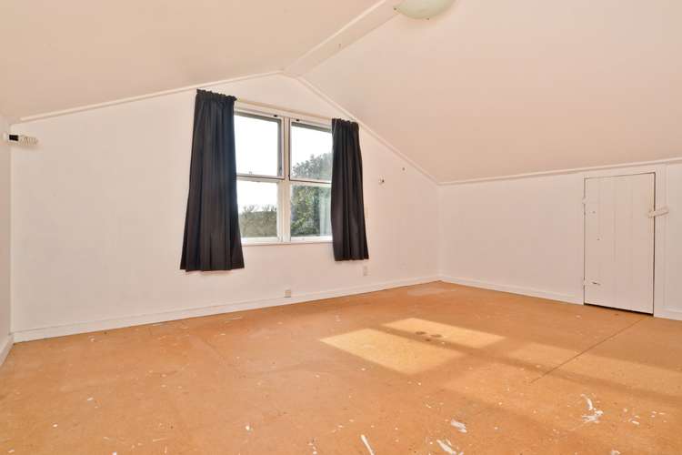 246 Reid Road Ngahinapouri_11