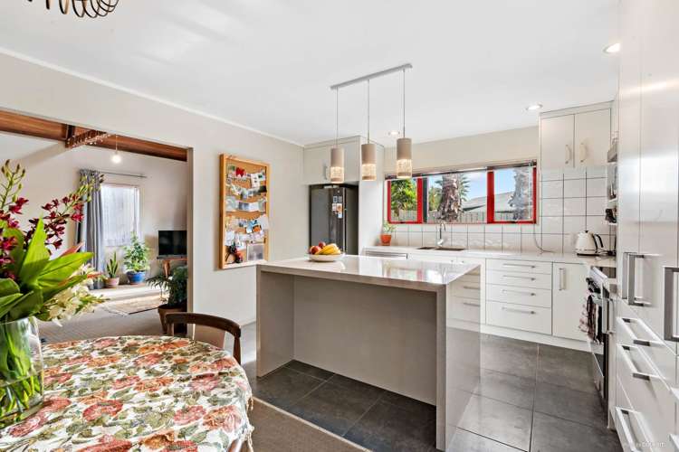 2/51 Orion Street Papakura_16