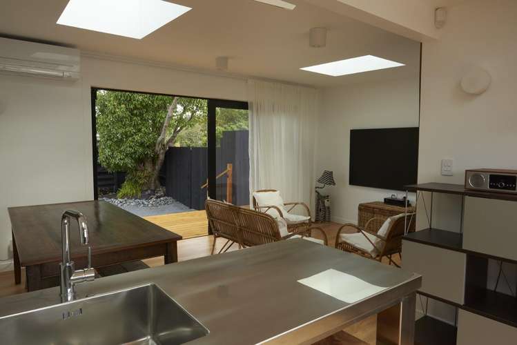 69 Kauri Road Stanmore Bay_16