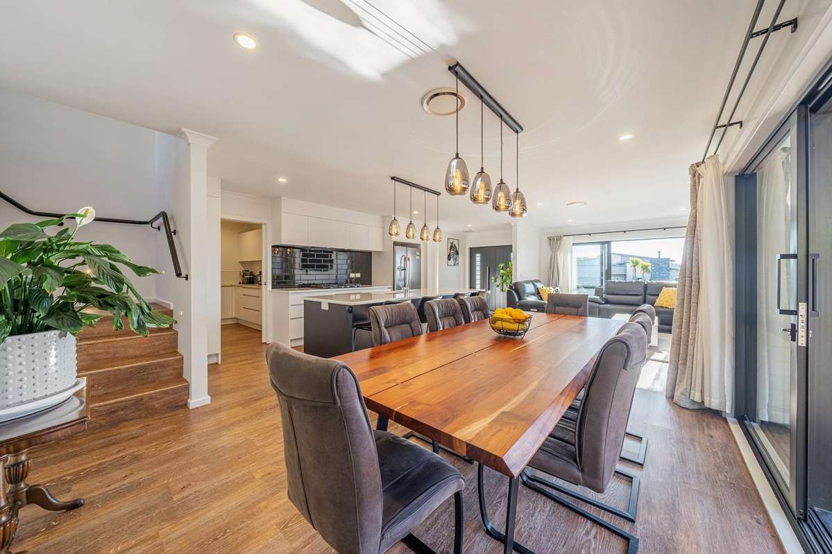 111 Queen Charlotte Drive_3