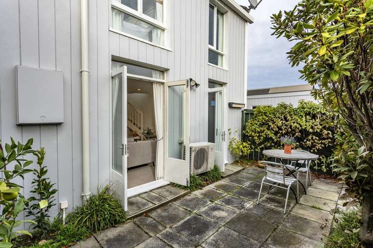 1/142 Rugby Street Merivale_14