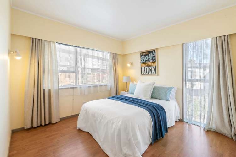 59 Meadowvale Avenue Forrest Hill_12