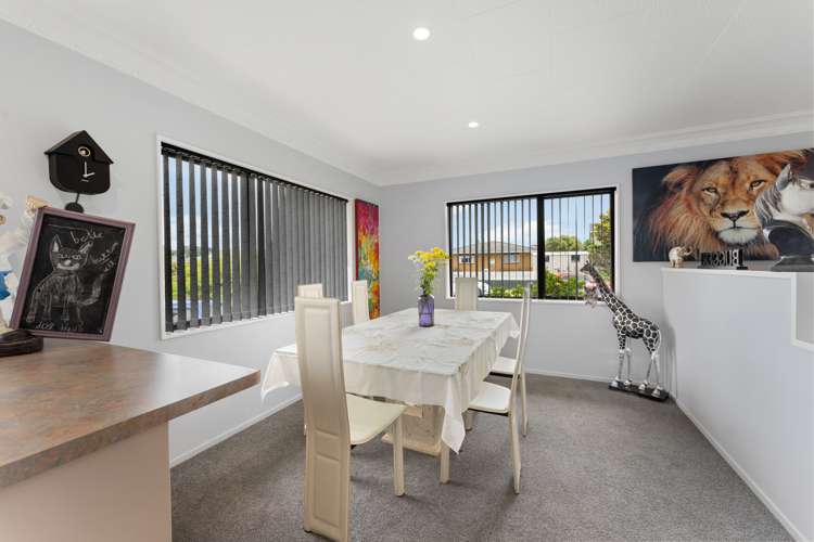 31 Tiverton Crescent Whalers Gate_6