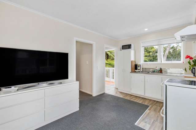 2/37 Eskdale Road Birkdale_3