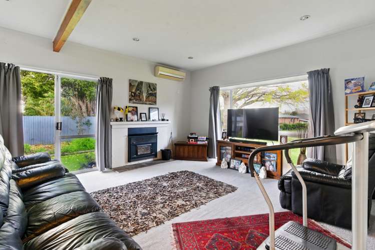 13A Follis Street_5