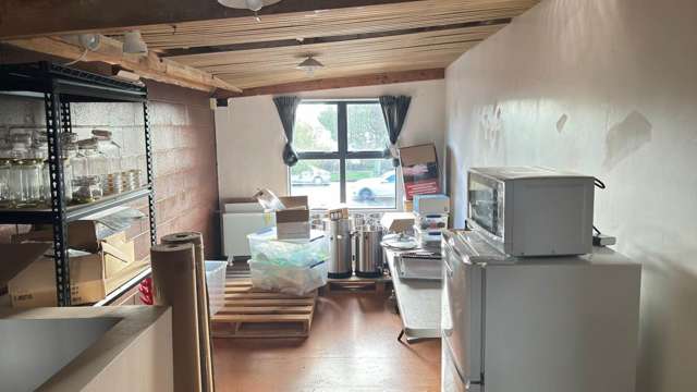 Unit 3/70 Bruce McLaren Road Henderson_2