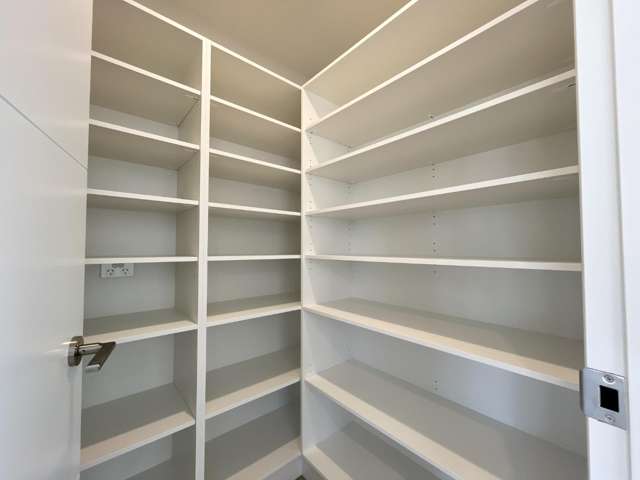 15 Silvergrass Way 11103_4