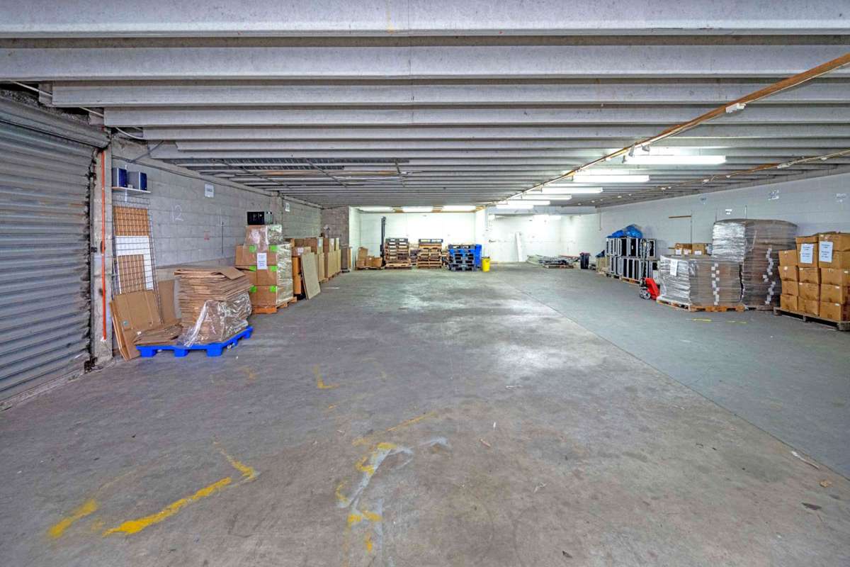 Unit A/17 Huia Road_1