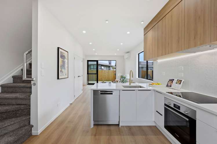 3/3 McLean Avenue Papatoetoe_9
