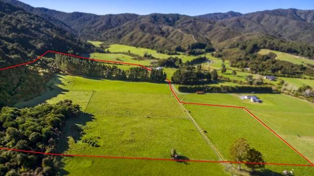 325 Marchant Road Kaitoke_1