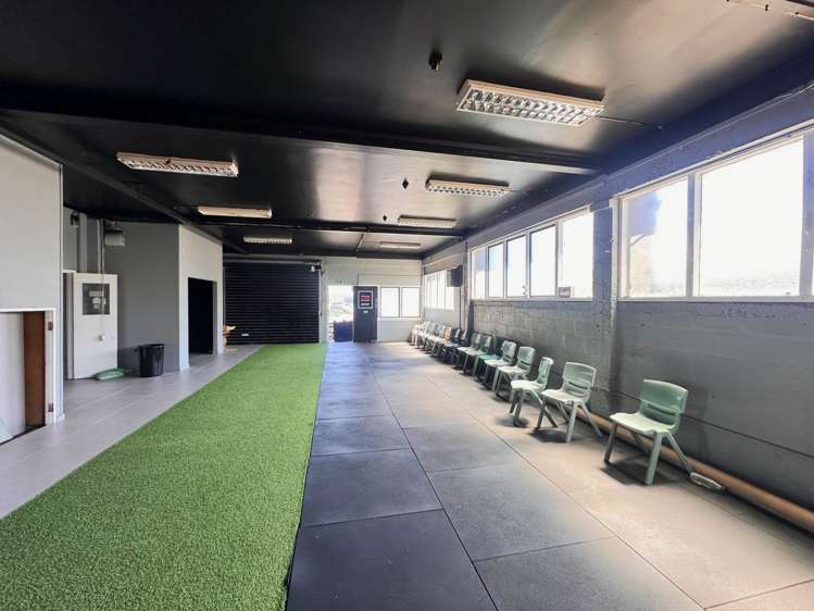 58 Frost Road Mt Roskill_2