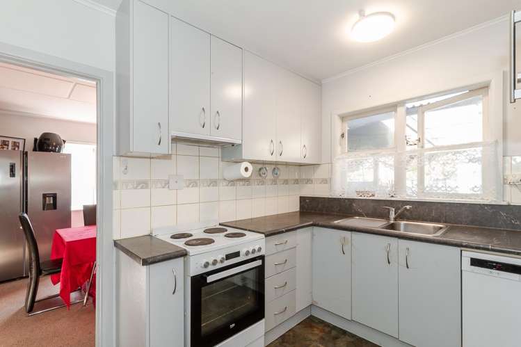 12 Hillary Crescent Maraenui_7