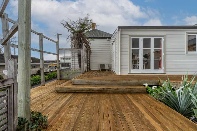 38 Brookfield Street Hamilton East_16