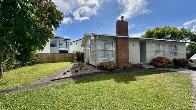 Renovated 3-Bedroom Home in the Heart of Henderson