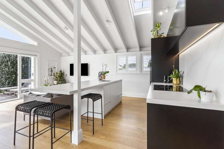 89 Symonds Street Royal Oak_16