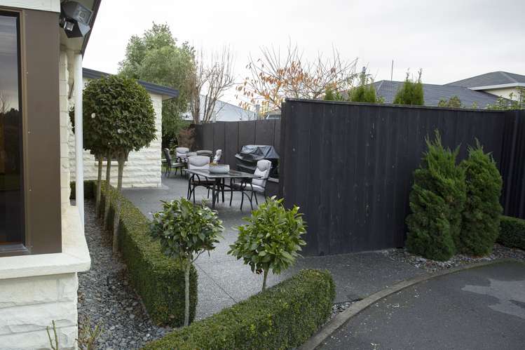 97 Racecourse Road Allenton_20