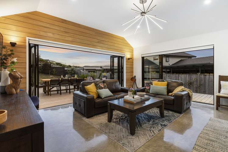 43 Kahawairahi Drive Beachlands_15