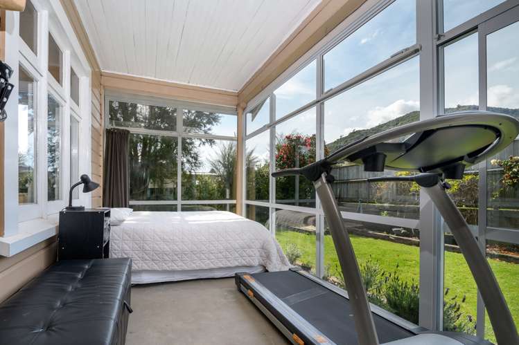 31 Wairau Road Picton_16