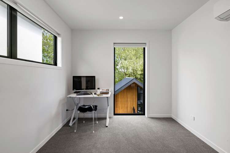 15 Lakewood Lane Cambridge_24