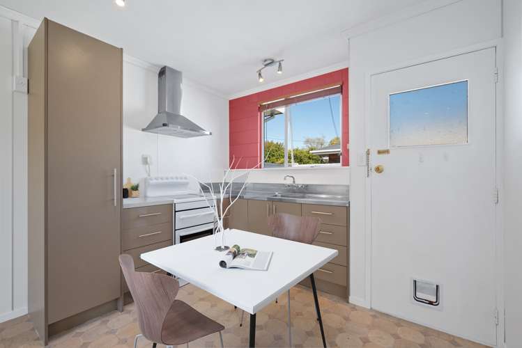 2/44 Rogers Street Blenheim Central_6