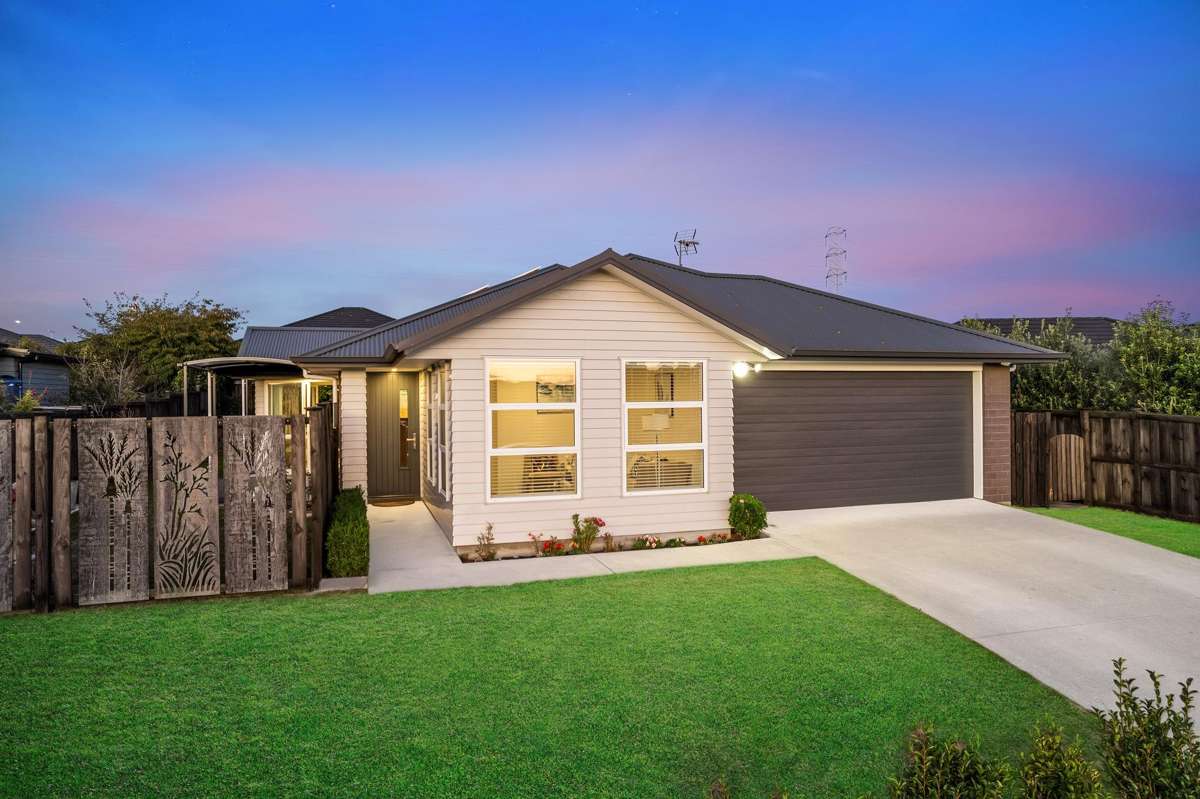 20 HELENVALE CRESCENT_0