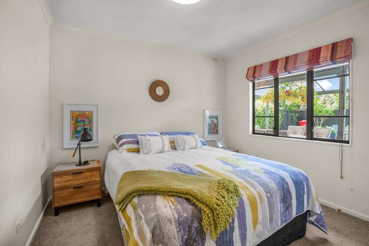 6 Kirton Drive Riverstone Terraces_14